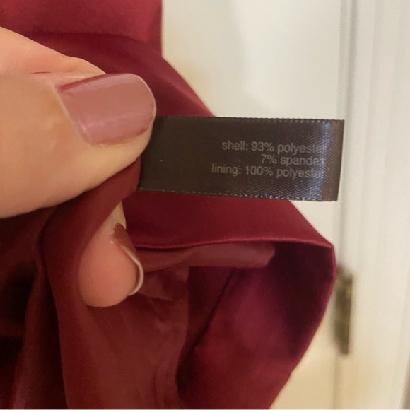 Elegant Burgundy Strapless Dress - Picture 5 of 10